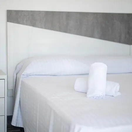 Appartamento R130 Beachfront With Air Conditionner