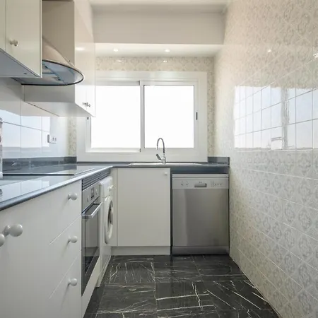 R130 Beachfront With Air Conditionner Appartamento