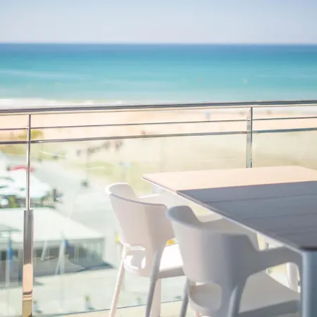 R130 Beachfront With Air Conditionner * Segur de Calafell